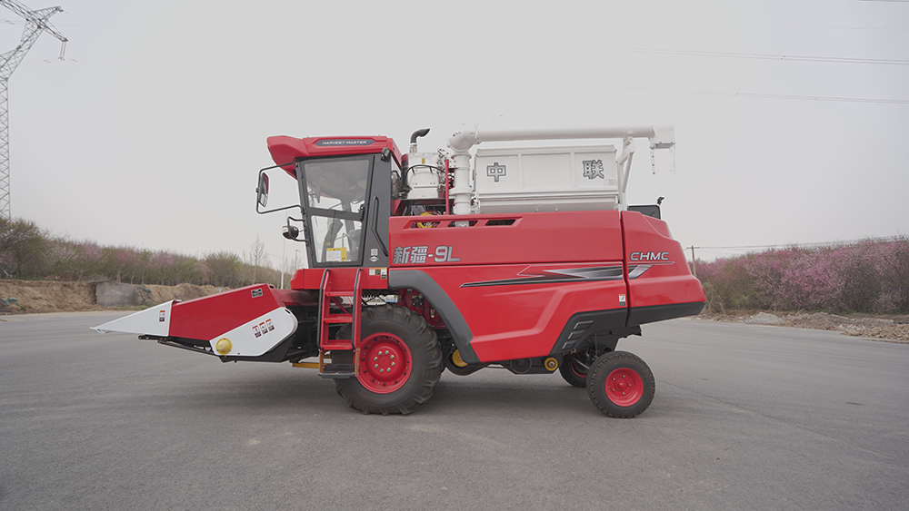 不朽情缘官网登录入口收获2023款4YZL-5(G4)自走式玉米籽粒联合收获