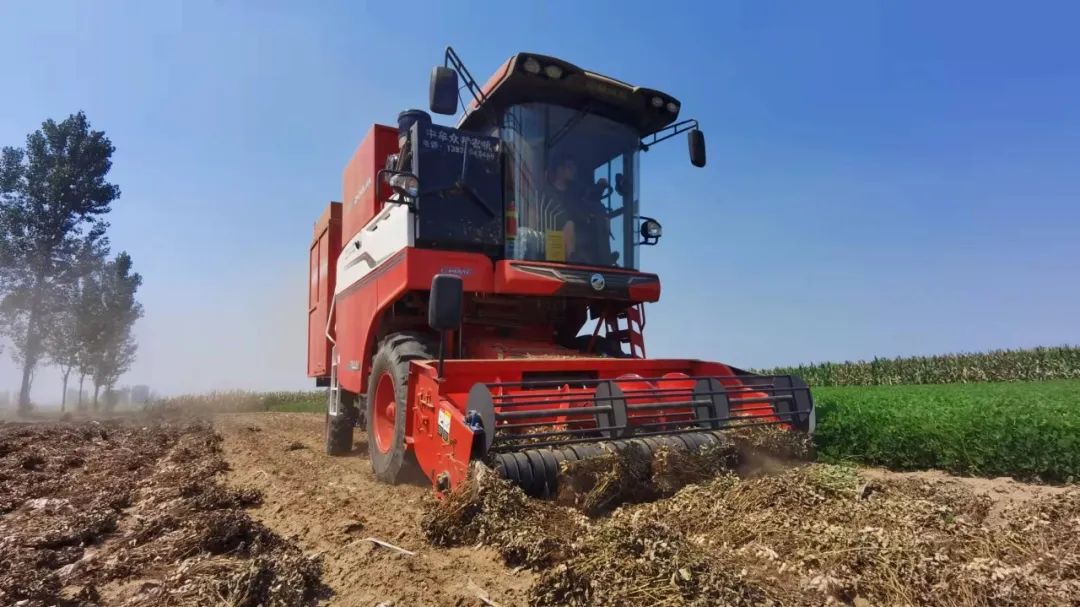 刘峰：从农机“小白”到“老手”，不朽情缘官网登录入口收获一直伴我南征北战