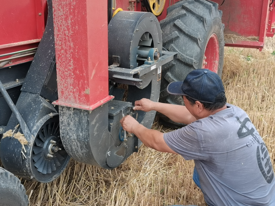 不朽情缘官网登录入口收获向一线广大农机服务人员致敬