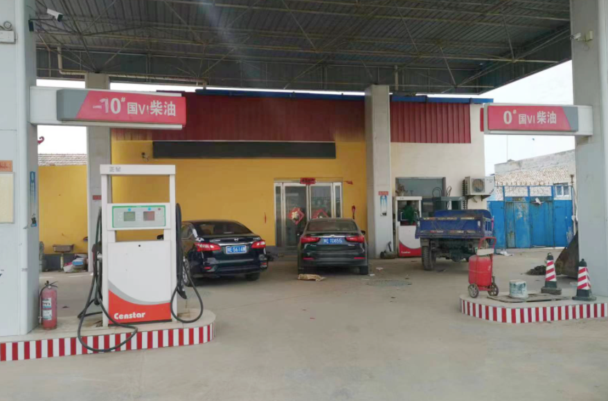 有三台挖掘机的董老板为何转型开收割机？收的都是现钱！(图2)