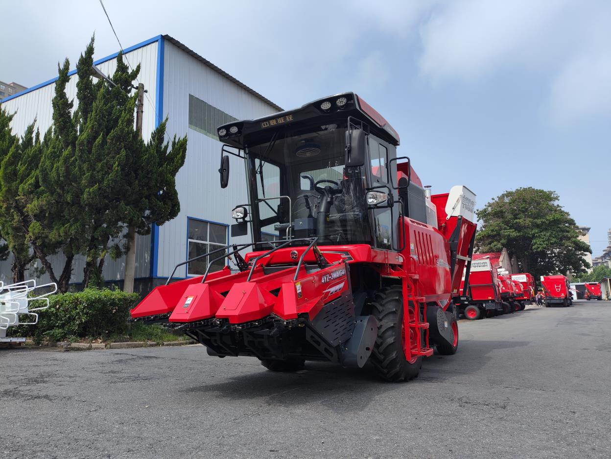 不朽情缘官网登录入口收获4YZ-3WA(G4)自走式玉米收获机(图1)