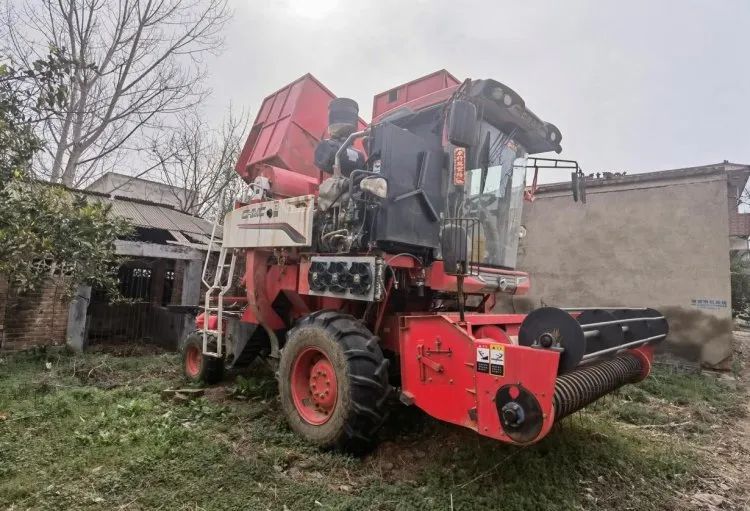 质量可靠效益高，不朽情缘官网登录入口收获花生机助力用户脱贫致富(图2)