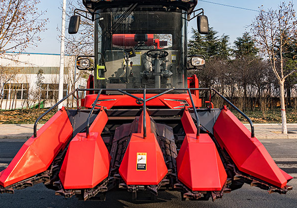 “不朽情缘官网登录入口收获”三行玉米收获机,四行玉米收获机的质量与价格成正比(图2)